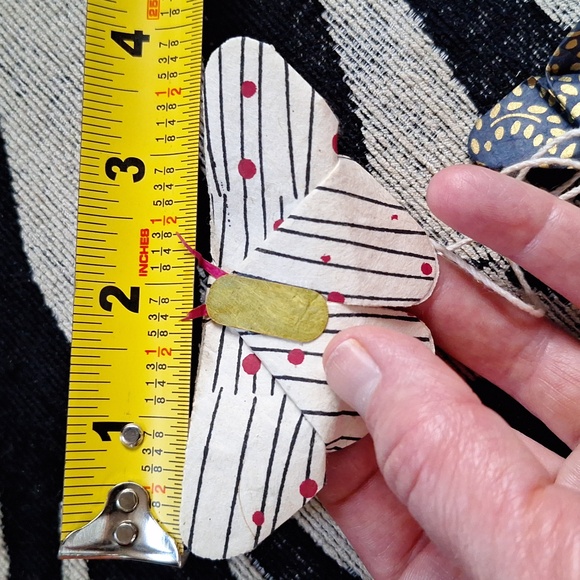 Delicate Origami Butterfly Garland - Picture 15 of 15